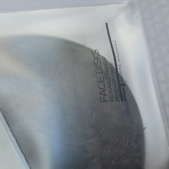 Laruce Reusable Face Disks/ Remover Pads - Picture 4 of 9